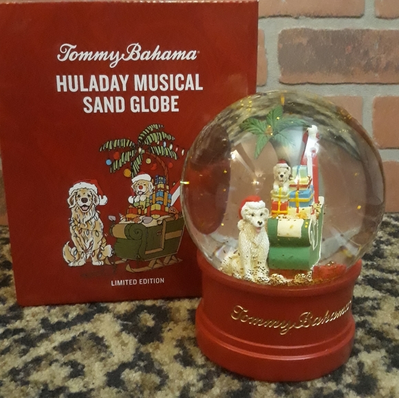 tommy bahama snow globe